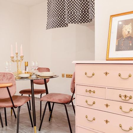 Zentral - Netflix - 2 Stoecke - Arbeitsplatz Apartman Bécs Kültér fotó