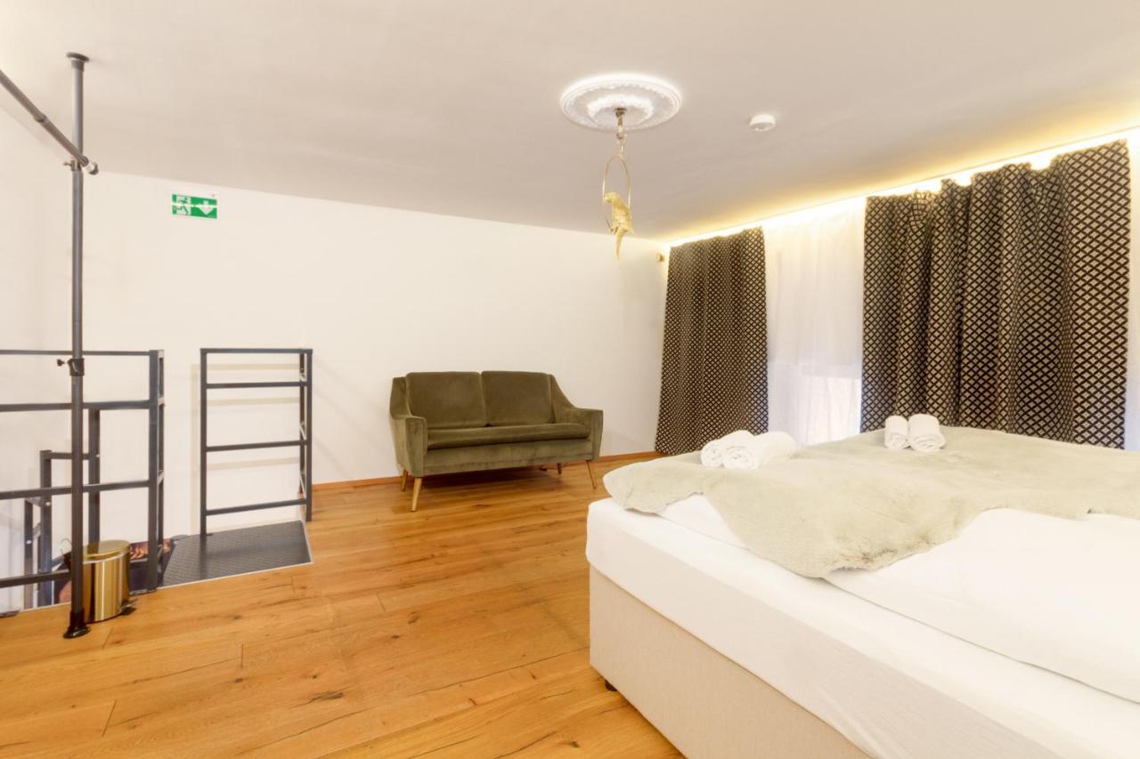 Zentral - Netflix - 2 Stoecke - Arbeitsplatz Apartman Bécs Kültér fotó